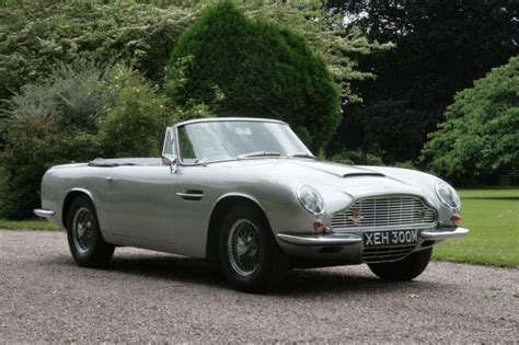 aston martin db6 a vendre - Aston Martin db6 volante price.